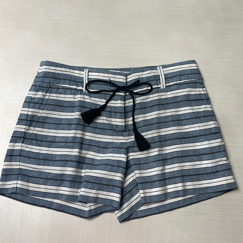 Loft Size 00 Striped Shorts